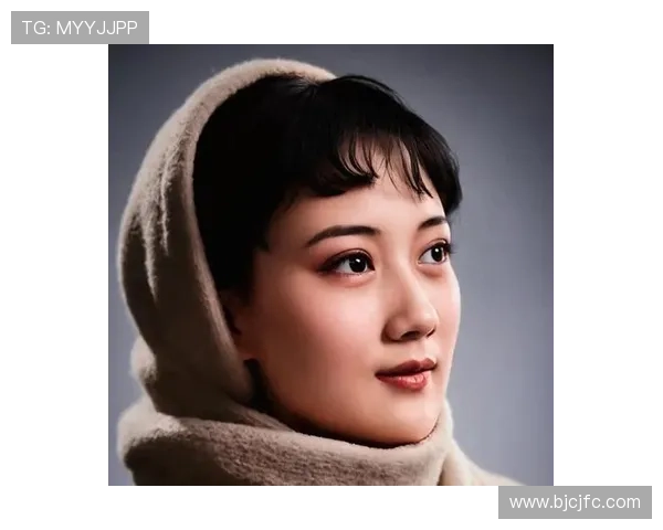 《铁梨花》：乱世红颜，梨花带雨亦能铸就传奇